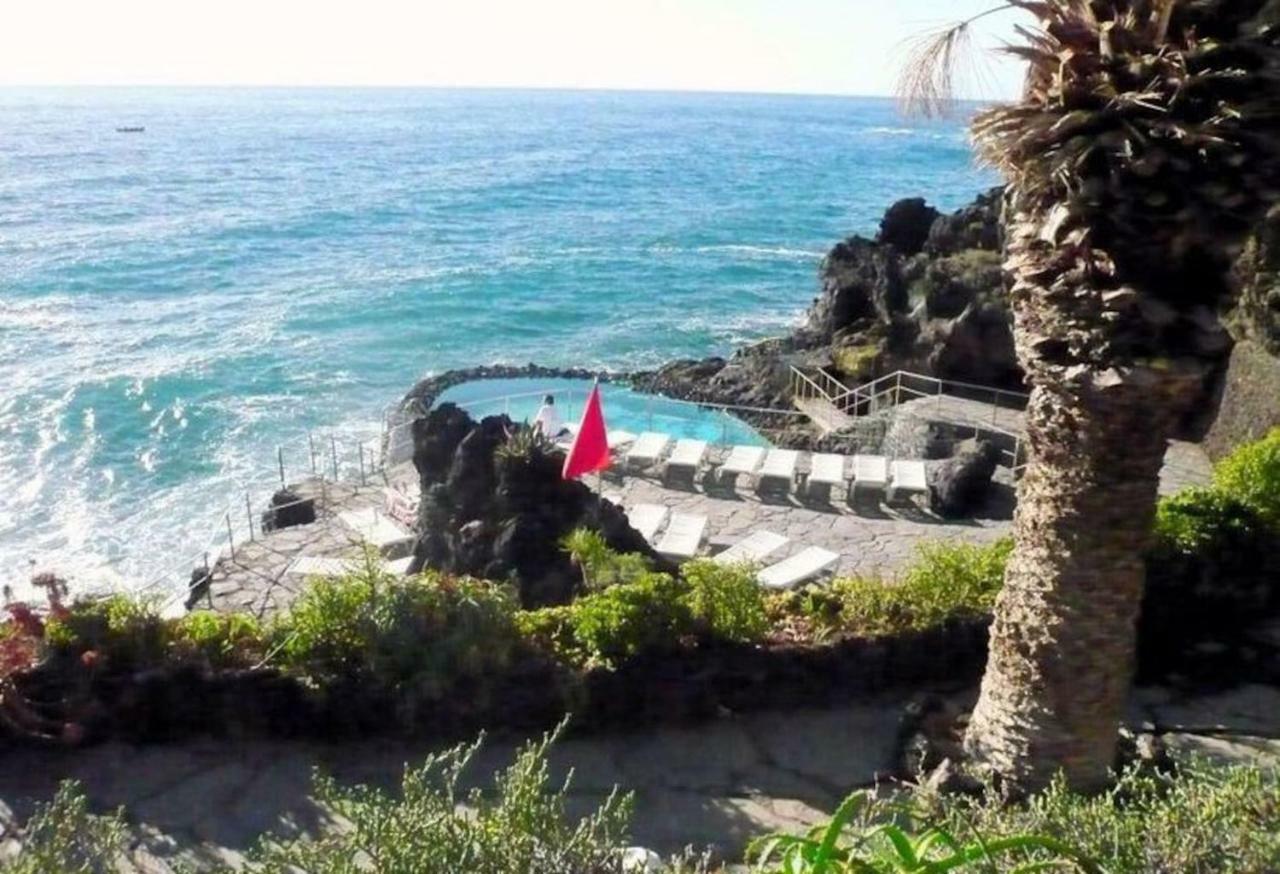 Bright Spacious Apartment, 2 Min Walk From Beach Candelaria Kültér fotó
