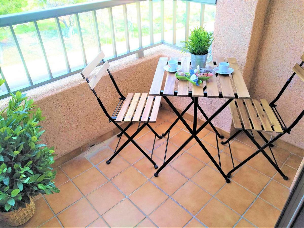 Bright Spacious Apartment, 2 Min Walk From Beach Candelaria Kültér fotó